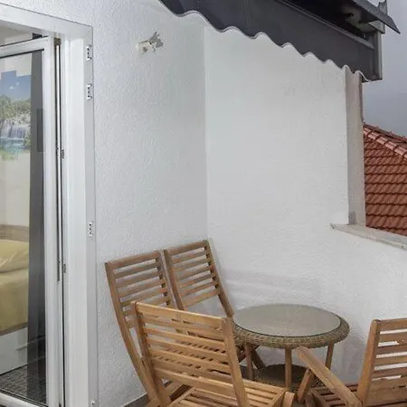 公寓 Mia - Two Bedroom With Balcony *