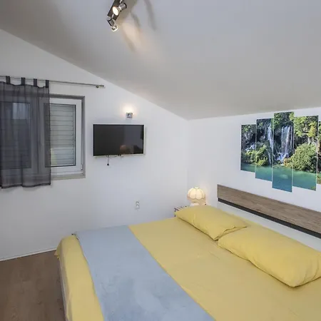 Mia - Two Bedroom With Balcony * 斯普利特