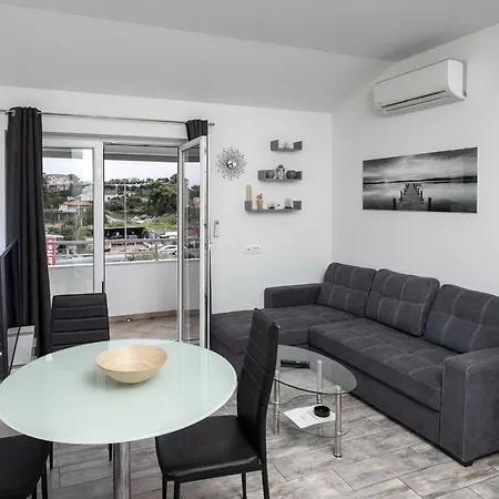 Mia - Two Bedroom With Balcony 斯普利特